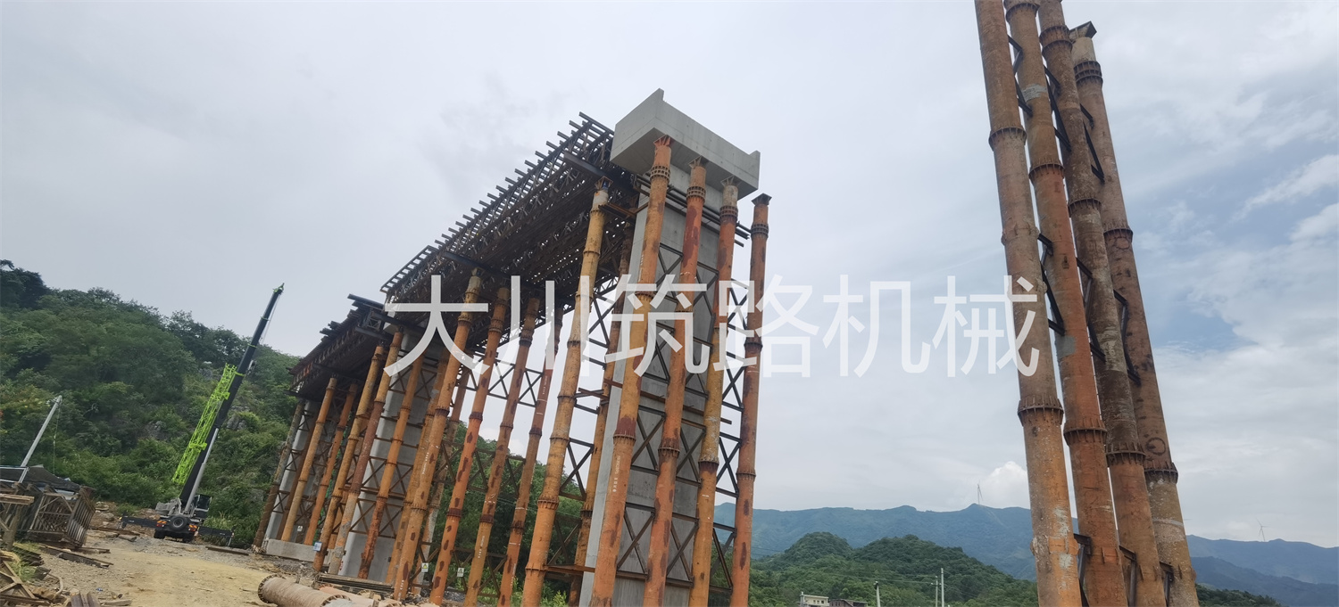 郴州大川筑路機械有限公司,湖南筑養路工程機械生產(chǎn)銷(xiāo)售,湖南筑養路工程鋼橋生產(chǎn)銷(xiāo)售